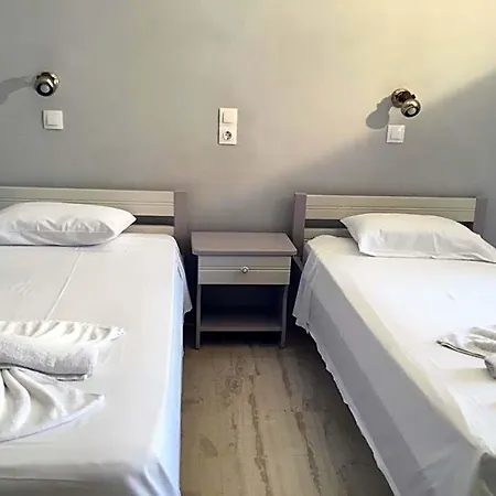 Hotel Plubis 2*