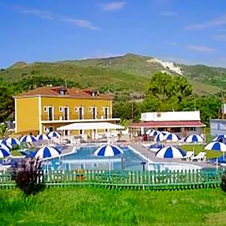 Hotel Plubis